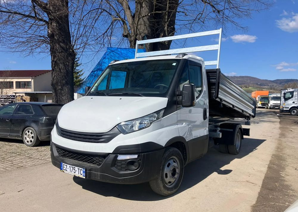 Iveco Iveco daily 35C14 wywrotka solidny kiper - Komercauto pašizgāzējs: foto 1 Iveco Iveco daily 35C14 wywrotka solidny kiper - Komercauto pašizgāzējs: foto 1