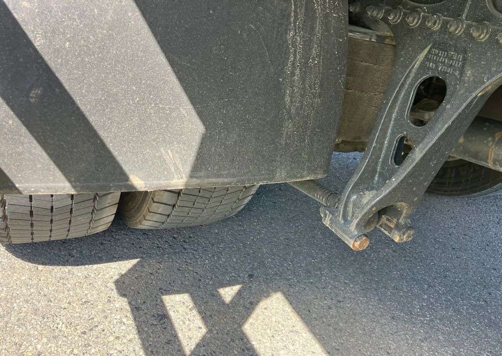 MAN MAN TGM 18.290 KURIERKA KONTENER 20 PALET SYPIALKA - Kravas automašīna ar slēgto virsbūvi: foto 3 MAN MAN TGM 18.290 KURIERKA KONTENER 20 PALET SYPIALKA - Kravas automašīna ar slēgto virsbūvi: foto 3