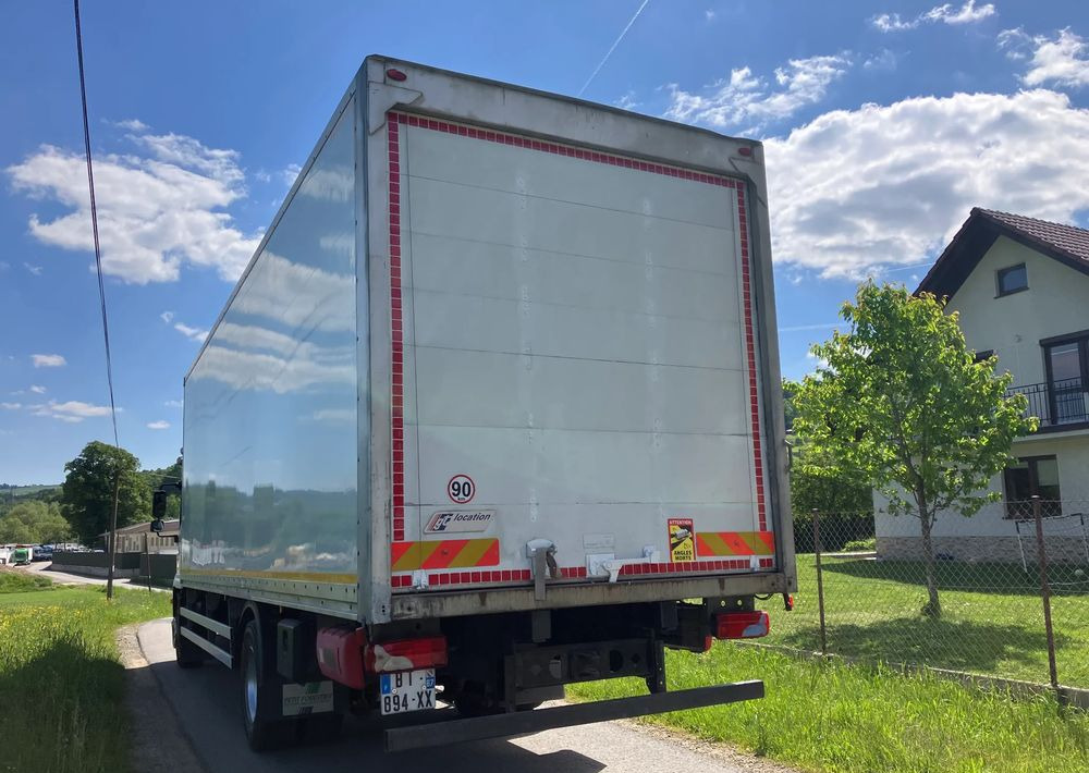 MAN MAN TGM 18.290 KURIERKA KONTENER 20 PALET SYPIALKA - Kravas automašīna ar slēgto virsbūvi: foto 5 MAN MAN TGM 18.290 KURIERKA KONTENER 20 PALET SYPIALKA - Kravas automašīna ar slēgto virsbūvi: foto 5