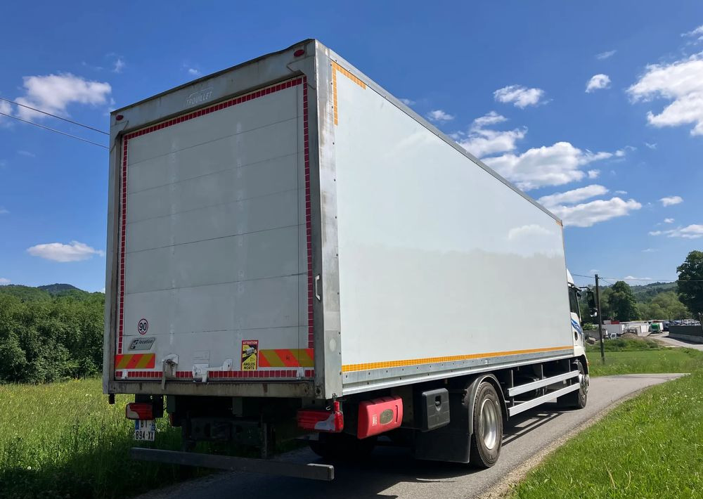 MAN MAN TGM 18.290 KURIERKA KONTENER 20 PALET SYPIALKA - Kravas automašīna ar slēgto virsbūvi: foto 4 MAN MAN TGM 18.290 KURIERKA KONTENER 20 PALET SYPIALKA - Kravas automašīna ar slēgto virsbūvi: foto 4