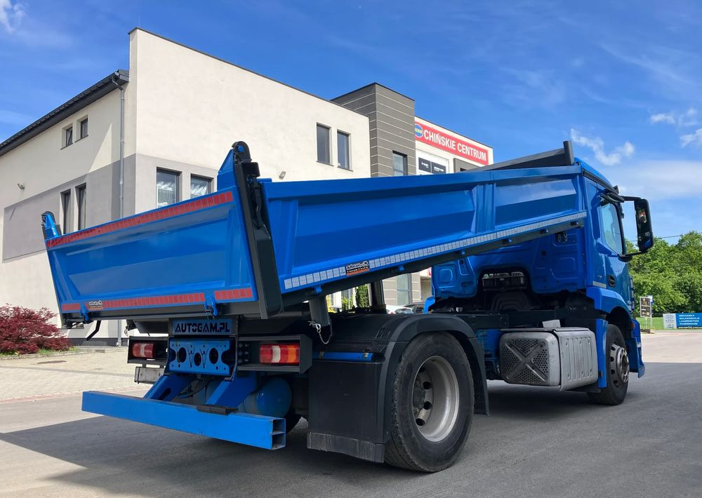 Mercedes-Benz ANTOS 1830 solidny kiper wywrotka blokada mostu - Kravas automašīna pašizgāzējs: foto 5 Mercedes-Benz ANTOS 1830 solidny kiper wywrotka blokada mostu - Kravas automašīna pašizgāzējs: foto 5