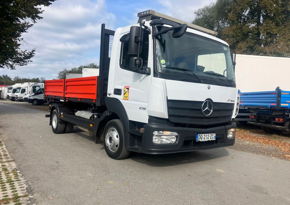 Mercedes-Benz Atego kiper wywrotka blokada mostu - Kravas automašīna pašizgāzējs: foto 2 Mercedes-Benz Atego kiper wywrotka blokada mostu - Kravas automašīna pašizgāzējs: foto 2