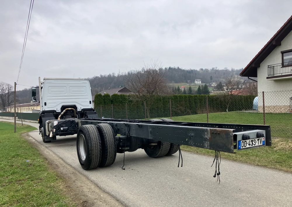 Mercedes-Benz Mercedes Axor 1829 Rama do zabudowy kiper beczka hakowiec laweta - Šasija kravas automašīna: foto 3 Mercedes-Benz Mercedes Axor 1829 Rama do zabudowy kiper beczka hakowiec laweta - Šasija kravas automašīna: foto 3
