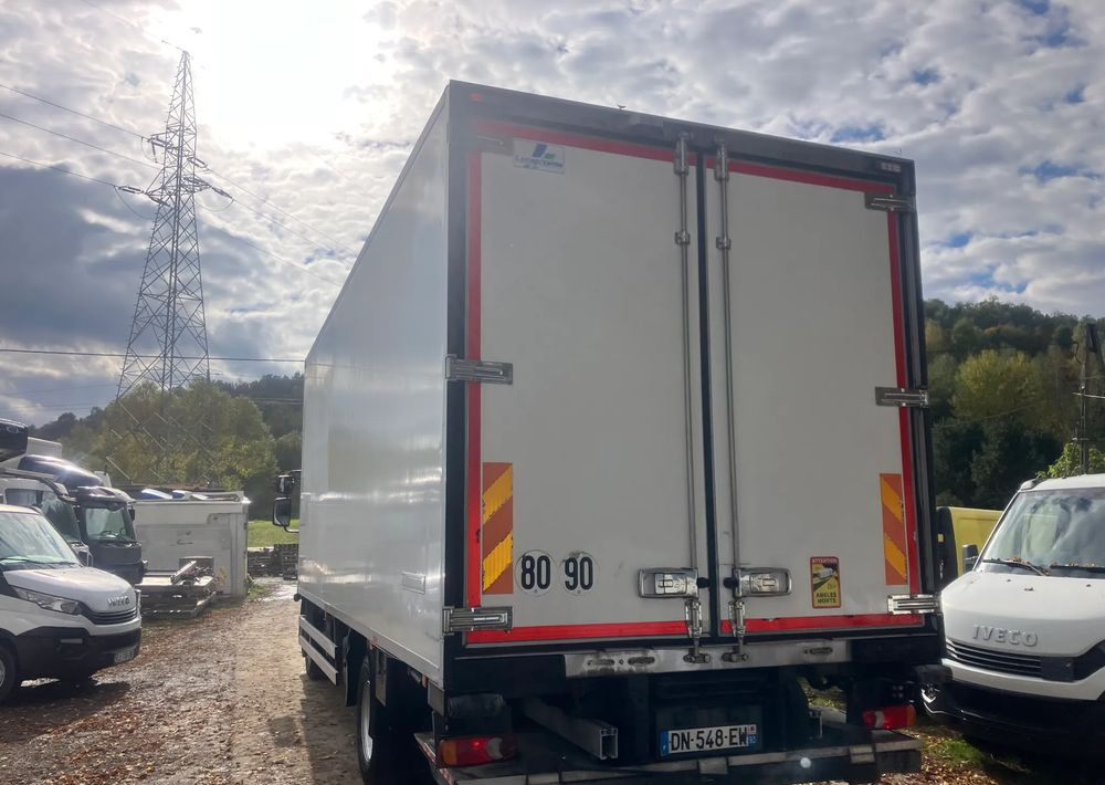 Renault Renault Gama D 240 chłodnia izoterma - Kravas automašīna refrižerators: foto 4 Renault Renault Gama D 240 chłodnia izoterma - Kravas automašīna refrižerators: foto 4