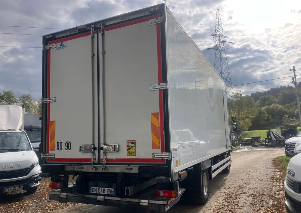 Renault Renault Gama D 240 chłodnia izoterma - Kravas automašīna refrižerators: foto 5 Renault Renault Gama D 240 chłodnia izoterma - Kravas automašīna refrižerators: foto 5
