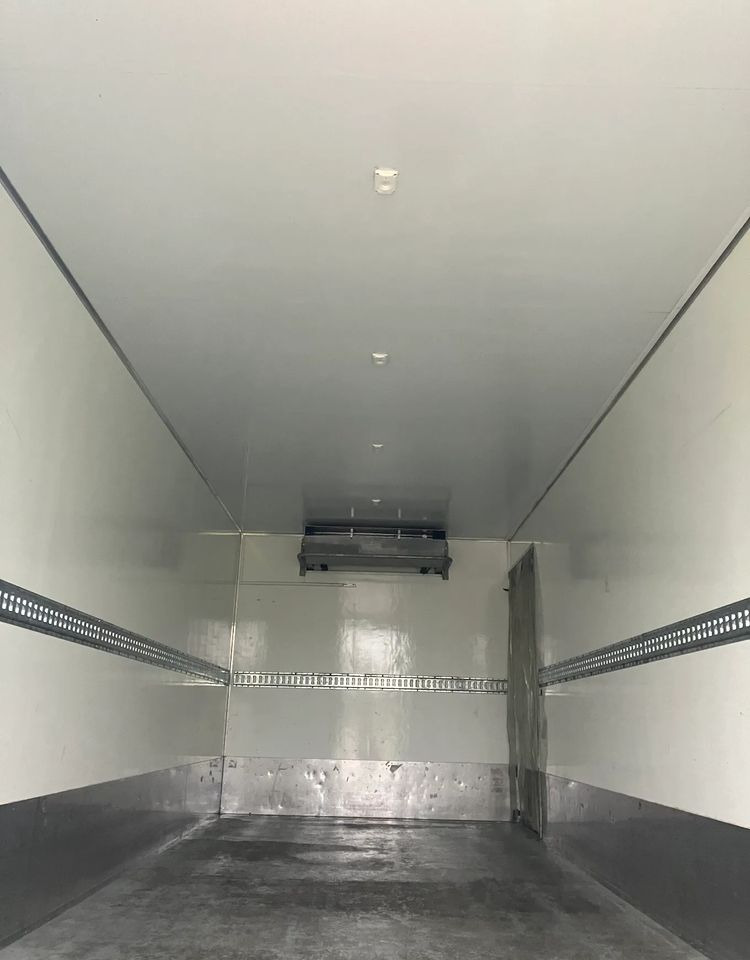 Renault Renault Gama D 240 chłodnia izoterma - Kravas automašīna refrižerators: foto 3 Renault Renault Gama D 240 chłodnia izoterma - Kravas automašīna refrižerators: foto 3