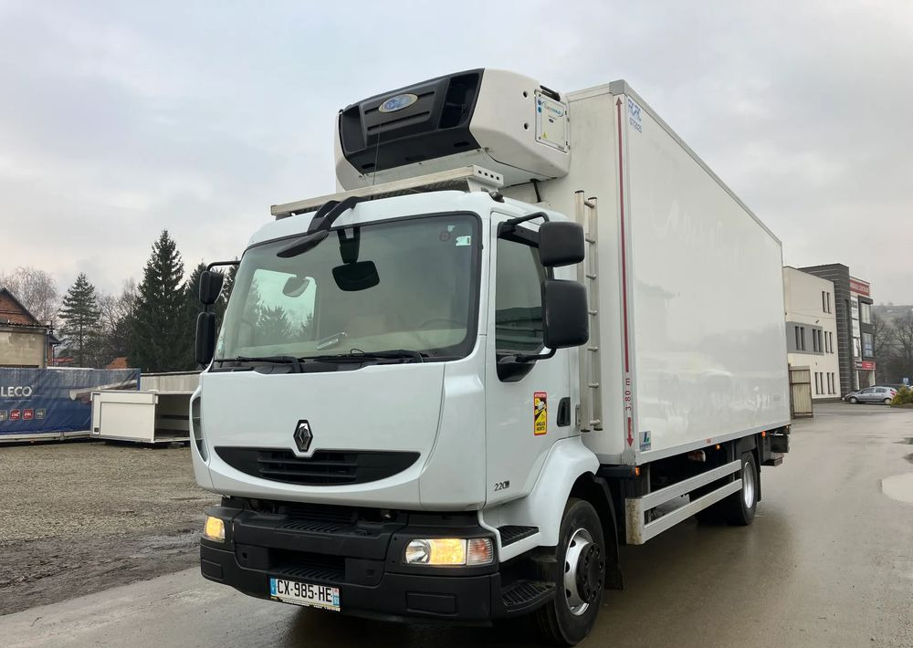 Renault Renault Midlum 220chłodnia izoterma - Kravas automašīna refrižerators: foto 1 Renault Renault Midlum 220chłodnia izoterma - Kravas automašīna refrižerators: foto 1