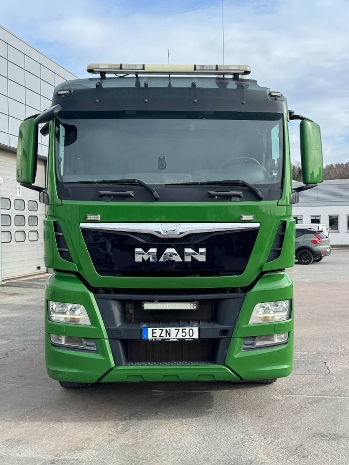 MAN TGX 35.480 8x4-4 Lastväxlare - Pacēlājs ar āķi: foto 2 MAN TGX 35.480 8x4-4 Lastväxlare - Pacēlājs ar āķi: foto 2