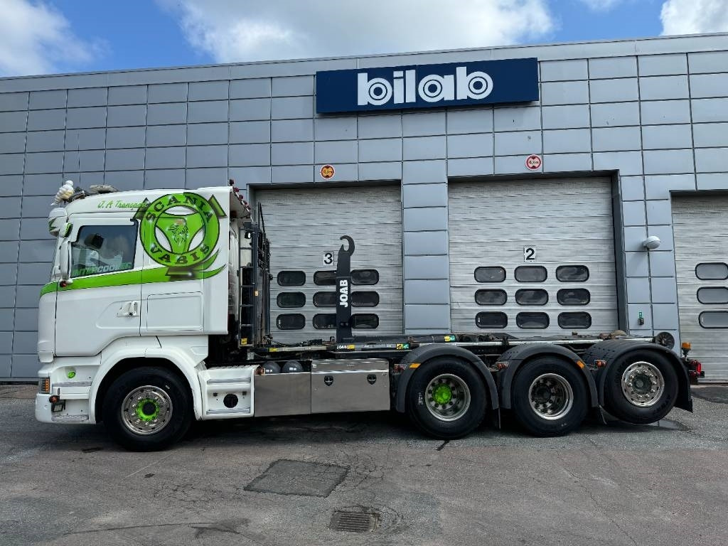 Scania R 520 LB8x4*4 - Pacēlājs ar āķi: foto 1 Scania R 520 LB8x4*4 - Pacēlājs ar āķi: foto 1