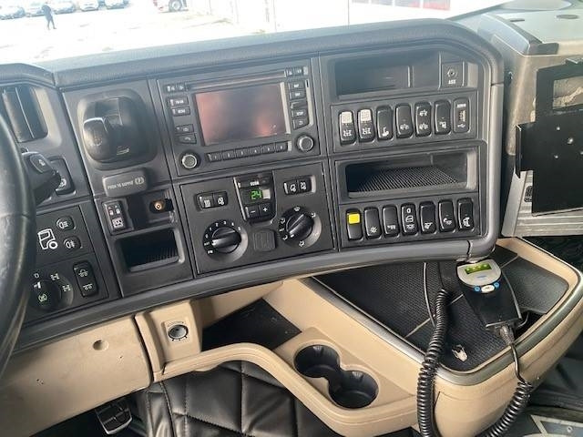 Scania R580lb8x4*4hna - Pacēlājs ar āķi: foto 2 Scania R580lb8x4*4hna - Pacēlājs ar āķi: foto 2