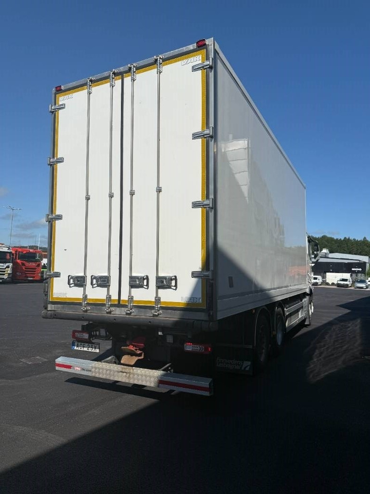 Volvo FH 540 6x2 - Kravas automašīna ar slēgto virsbūvi: foto 4 Volvo FH 540 6x2 - Kravas automašīna ar slēgto virsbūvi: foto 4