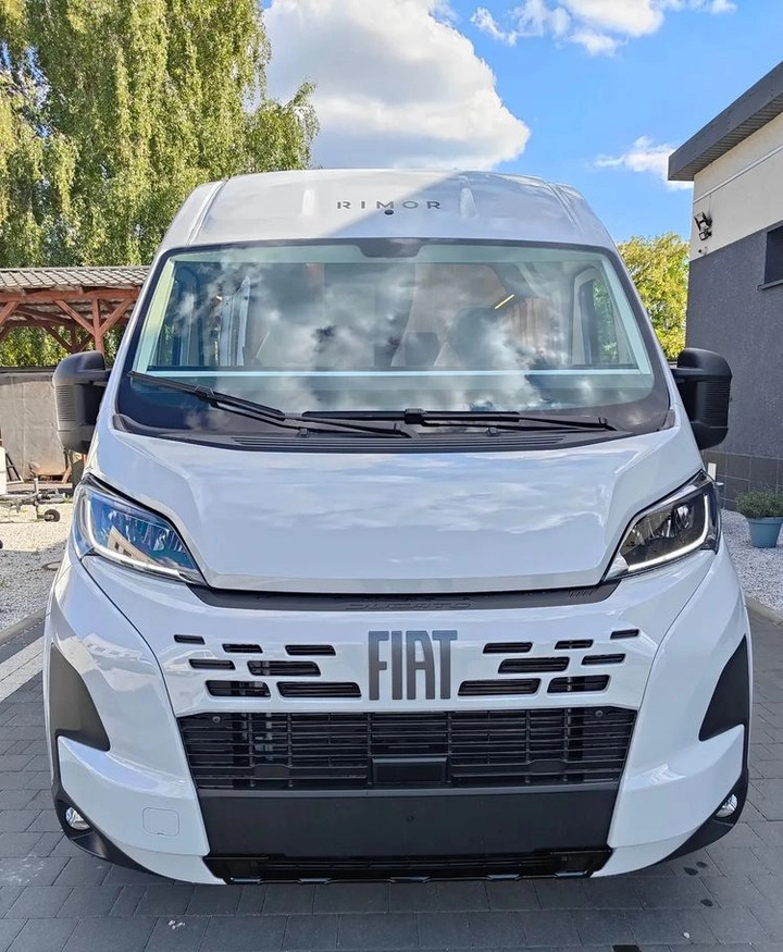 Fiat Ducato Rimor Horus 45 NEW AUTOMAT Grau Truma Diesel Lampen FULL LED 4-Sitzer - Auto kemperis: foto 2 Fiat Ducato Rimor Horus 45 NEW AUTOMAT Grau Truma Diesel Lampen FULL LED 4-Sitzer - Auto kemperis: foto 2