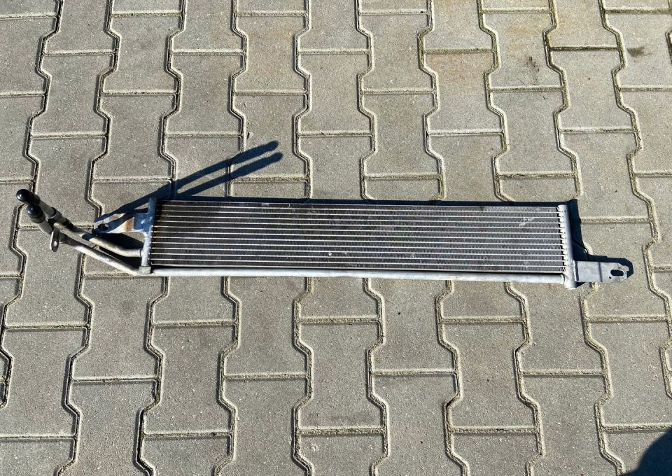 Chłodnica oleju Scania R streamline - Radiators - Vieglā automašīna: foto 1 Chłodnica oleju Scania R streamline - Radiators - Vieglā automašīna: foto 1