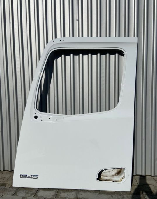 Drzwi lewe Mercedes Actros MP4 euro 6 - Durvis un rezerves daļas - Kravas automašīna: foto 1 Drzwi lewe Mercedes Actros MP4 euro 6 - Durvis un rezerves daļas - Kravas automašīna: foto 1