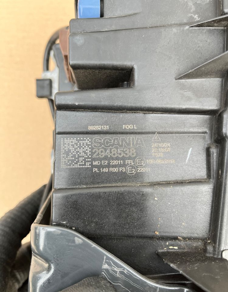 Halogen Scania R S NGR NGS nowy model 2948538 - Gaismas/ Apgaismojums - Kravas automašīna: foto 3 Halogen Scania R S NGR NGS nowy model 2948538 - Gaismas/ Apgaismojums - Kravas automašīna: foto 3