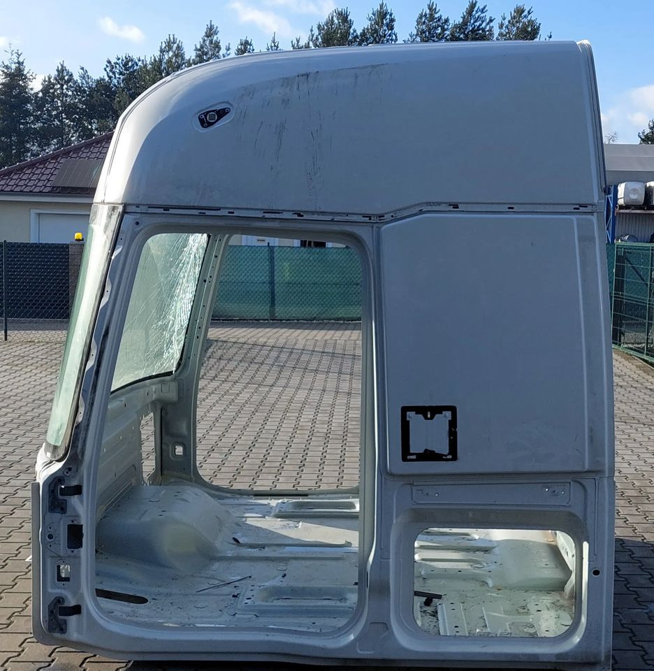 KABINA RENAULT GAMA T WYSOKA 2023R - Kabīne - Kravas automašīna: foto 2 KABINA RENAULT GAMA T WYSOKA 2023R - Kabīne - Kravas automašīna: foto 2