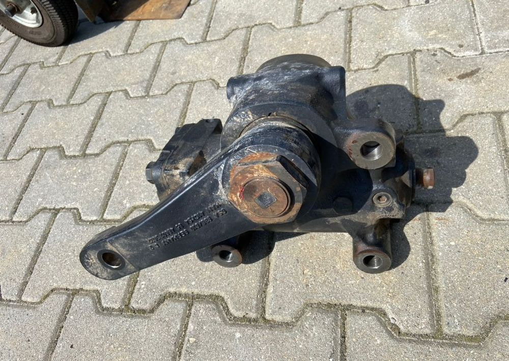 Kolumna kierownicza MAN TGL TGM TG 3 euro 6 przekładnia - Stūres statnis - Kravas automašīna: foto 1 Kolumna kierownicza MAN TGL TGM TG 3 euro 6 przekładnia - Stūres statnis - Kravas automašīna: foto 1