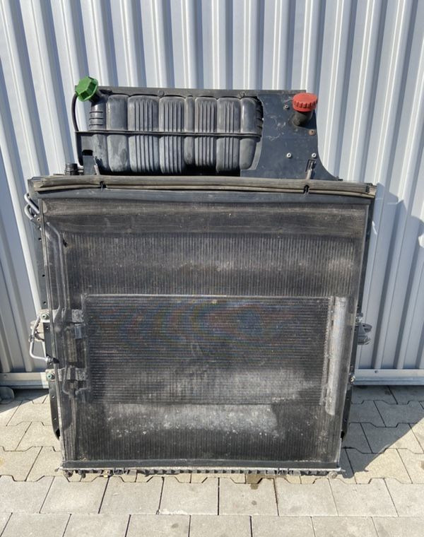 Komplet chłodnic MAN TGX euro 6 chłodnice 90 cm - Radiators - Vieglā automašīna: foto 2 Komplet chłodnic MAN TGX euro 6 chłodnice 90 cm - Radiators - Vieglā automašīna: foto 2
