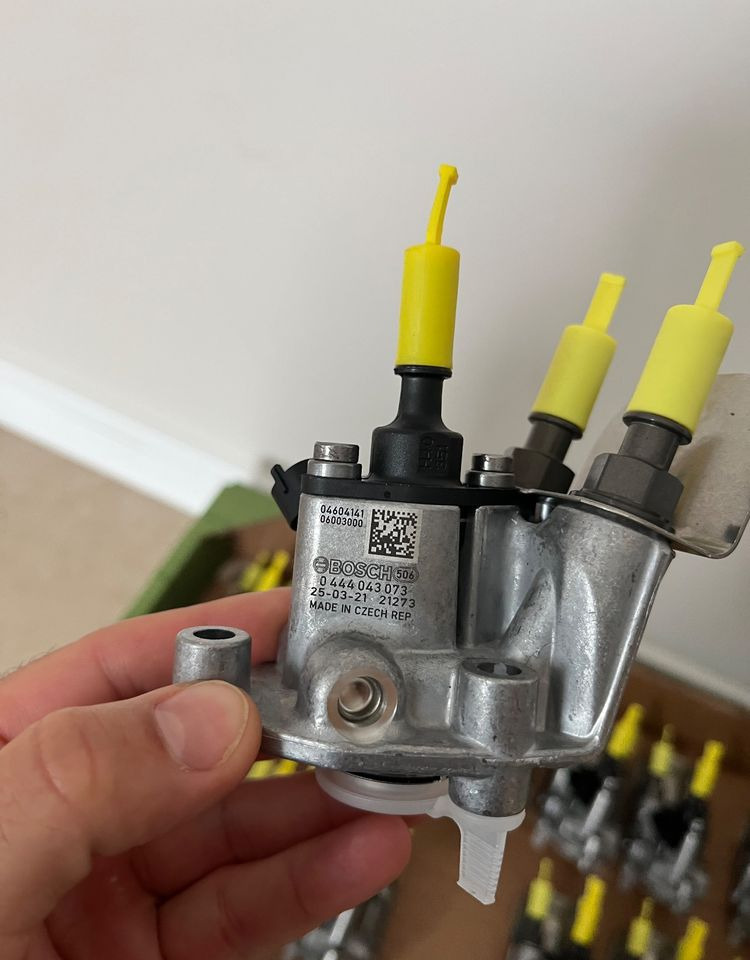 NOWY moduł dozujący Adblue Bosch 0444043073 wtrysk mocznika - AdBlue tvertne - Lauksaimniecības tehnika: foto 2 NOWY moduł dozujący Adblue Bosch 0444043073 wtrysk mocznika - AdBlue tvertne - Lauksaimniecības tehnika: foto 2