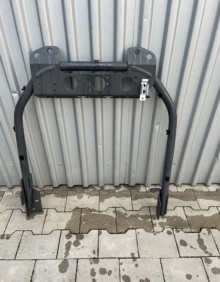 NOWY pałąk Volvo FH mocowanie przewodów wspornik - Virsbūve un ārpuse - Kravas automašīna: foto 2 NOWY pałąk Volvo FH mocowanie przewodów wspornik - Virsbūve un ārpuse - Kravas automašīna: foto 2