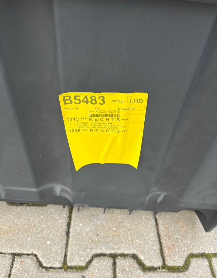 NOWY schowek wewnętrzny DAF XG+ skrzynka box - Kabīne un interjers - Kravas automašīna: foto 4 NOWY schowek wewnętrzny DAF XG+ skrzynka box - Kabīne un interjers - Kravas automašīna: foto 4