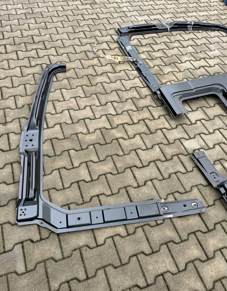 Poszycie kabiny MAN TG3 TGX nowy model ćwiartki bok kabiny - Virsbūve un ārpuse - Kravas automašīna: foto 4 Poszycie kabiny MAN TG3 TGX nowy model ćwiartki bok kabiny - Virsbūve un ārpuse - Kravas automašīna: foto 4