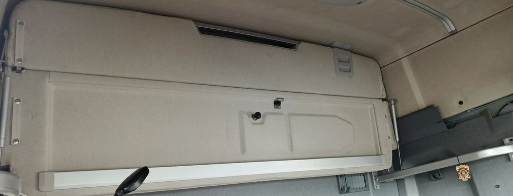 RENAULT GAMA T ŁÓŻKO GÓRNE LEŻANKA - Kabīne un interjers - Kravas automašīna: foto 1 RENAULT GAMA T ŁÓŻKO GÓRNE LEŻANKA - Kabīne un interjers - Kravas automašīna: foto 1