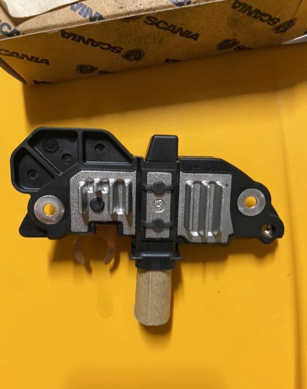 Regulator napięcia w alternatorze Scania R NOWY - Ģenerators - Kravas automašīna: foto 3 Regulator napięcia w alternatorze Scania R NOWY - Ģenerators - Kravas automašīna: foto 3