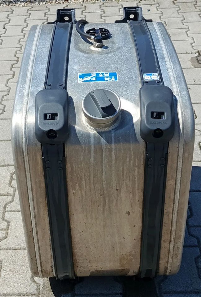 SCANIA R S ZBIORNIK PALIWA 200L KOMPLETNY - Degvielas tvertne - Kravas automašīna: foto 1 SCANIA R S ZBIORNIK PALIWA 200L KOMPLETNY - Degvielas tvertne - Kravas automašīna: foto 1