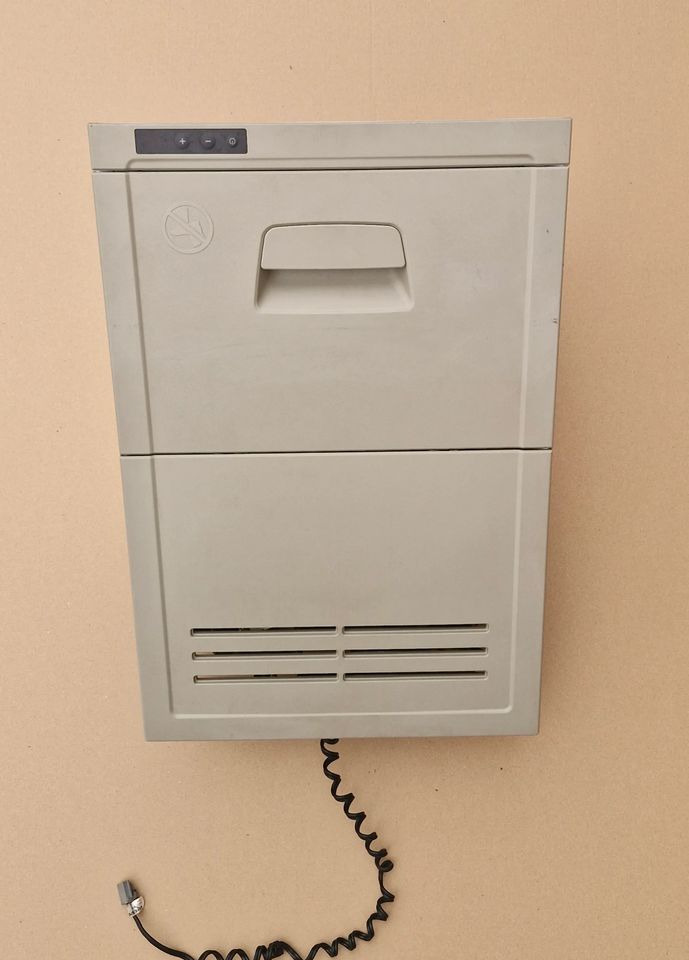 VOLVO FH4 FH5 LODÓWKA CHŁODZIARKA - Kabīne un interjers: foto 2 VOLVO FH4 FH5 LODÓWKA CHŁODZIARKA - Kabīne un interjers: foto 2