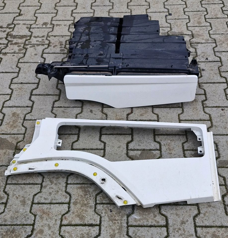 VOLVO FH4 FH5 SCHOWEK - Virsbūve un ārpuse: foto 1 VOLVO FH4 FH5 SCHOWEK - Virsbūve un ārpuse: foto 1