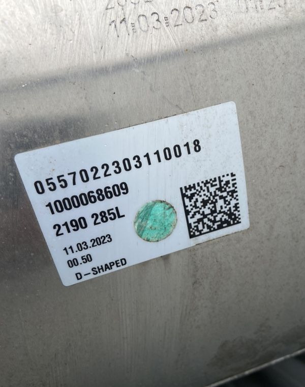 Zbiornik paliwa Volvo FH FM Renault 285 litrów jak NOWY bak - Degvielas tvertne - Kravas automašīna: foto 4 Zbiornik paliwa Volvo FH FM Renault 285 litrów jak NOWY bak - Degvielas tvertne - Kravas automašīna: foto 4