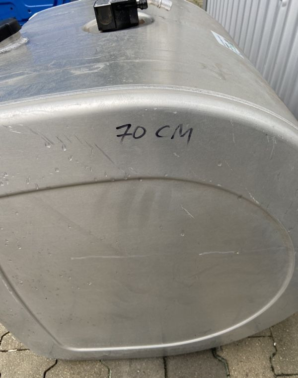 Zbiornik paliwa Volvo FH FM Renault 285 litrów jak NOWY bak - Degvielas tvertne - Kravas automašīna: foto 5 Zbiornik paliwa Volvo FH FM Renault 285 litrów jak NOWY bak - Degvielas tvertne - Kravas automašīna: foto 5