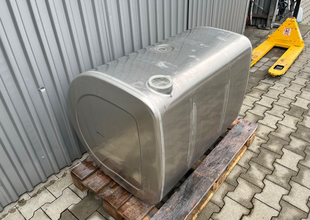 Zbiornik paliwa Volvo FH FM Renault 405 litrów bak 101 cm - Degvielas tvertne - Kravas automašīna: foto 3 Zbiornik paliwa Volvo FH FM Renault 405 litrów bak 101 cm - Degvielas tvertne - Kravas automašīna: foto 3