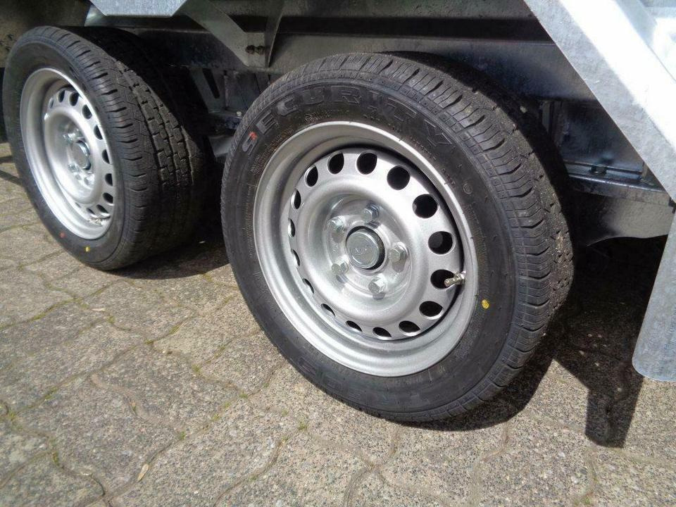 Celtniecības tehnikas piekabe Böckmann, PKW-Anhänger, Baumaschinentransporter, 2,7 to. 100 km/h: foto 12