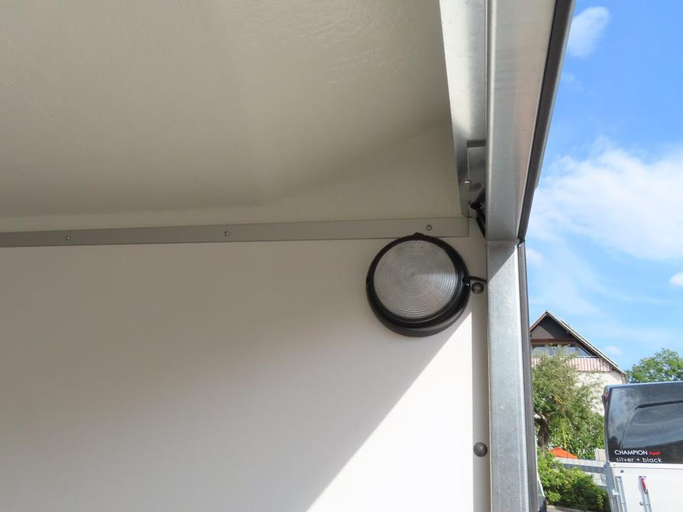 Piekabe slēgtā virsbūve Böckmann PKW-Anhänger,Koffer, Tür-Rampekombination, 2,0 to. 100 k: foto 9 Piekabe slēgtā virsbūve Böckmann PKW-Anhänger,Koffer, Tür-Rampekombination, 2,0 to. 100 k: foto 9