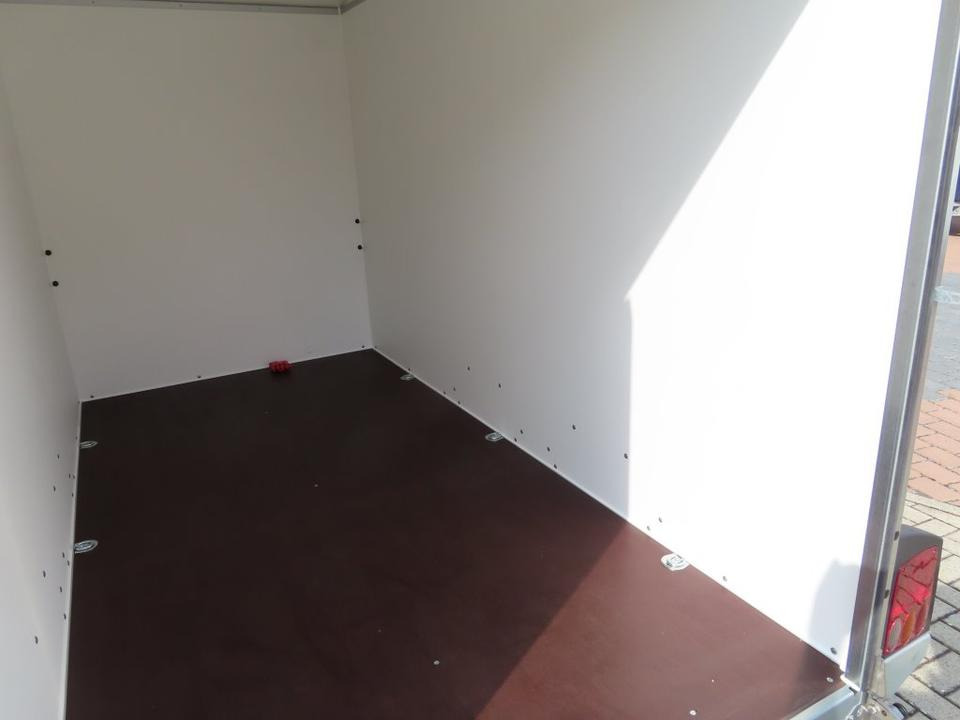 Piekabe slēgtā virsbūve Böckmann PKW-Anhänger,Koffer, Tür-Rampekombination, 2,0 to. 100 k: foto 8 Piekabe slēgtā virsbūve Böckmann PKW-Anhänger,Koffer, Tür-Rampekombination, 2,0 to. 100 k: foto 8