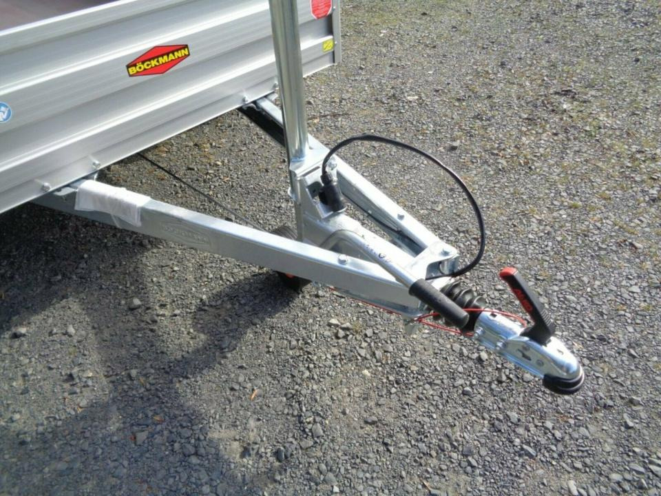 Böckmann PKW-Anhänger Tieflader - Tandem 2,0 t - Bortu piekabe/ Platforma: foto 4 Böckmann PKW-Anhänger Tieflader - Tandem 2,0 t - Bortu piekabe/ Platforma: foto 4