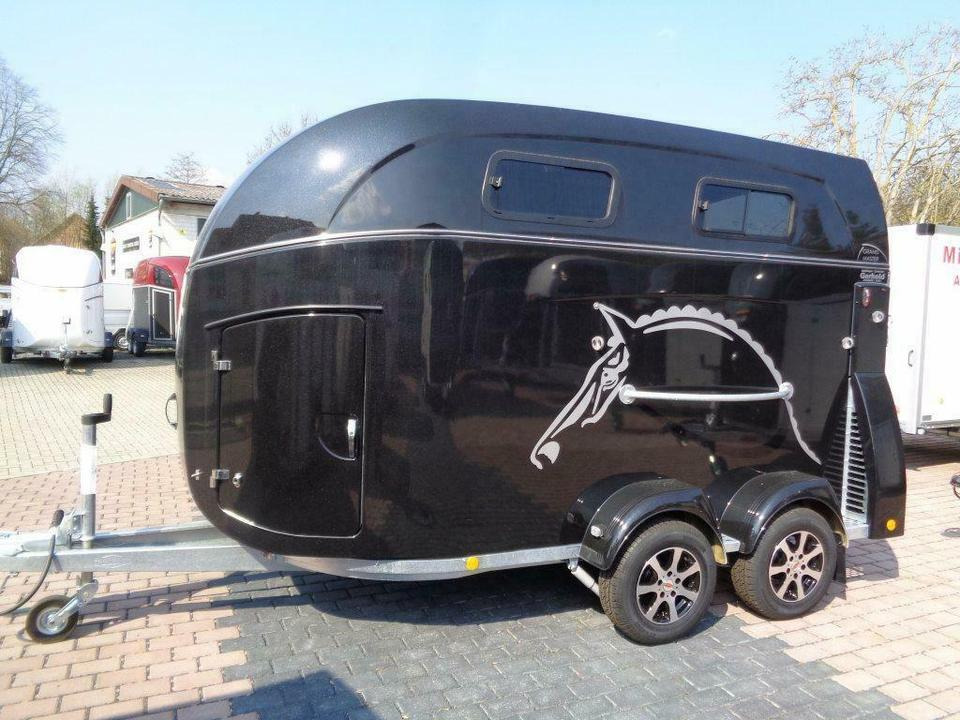 Zirgu piekabe Böckmann, Pferdeanhänger, Grand Master SR, 100 km/h, Videokamera: foto 17 Zirgu piekabe Böckmann, Pferdeanhänger, Grand Master SR, 100 km/h, Videokamera: foto 17