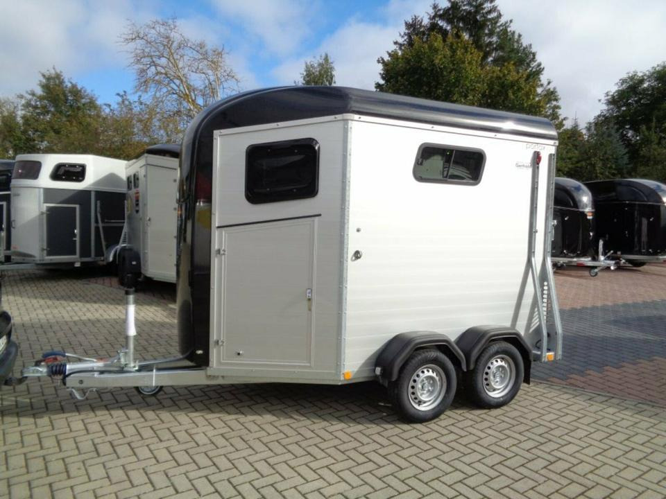 Böckmann Pferdeanhänger Portax Esprit s+b Aluboden, Sattelkammer, - Zirgu piekabe: foto 2 Böckmann Pferdeanhänger Portax Esprit s+b Aluboden, Sattelkammer, - Zirgu piekabe: foto 2