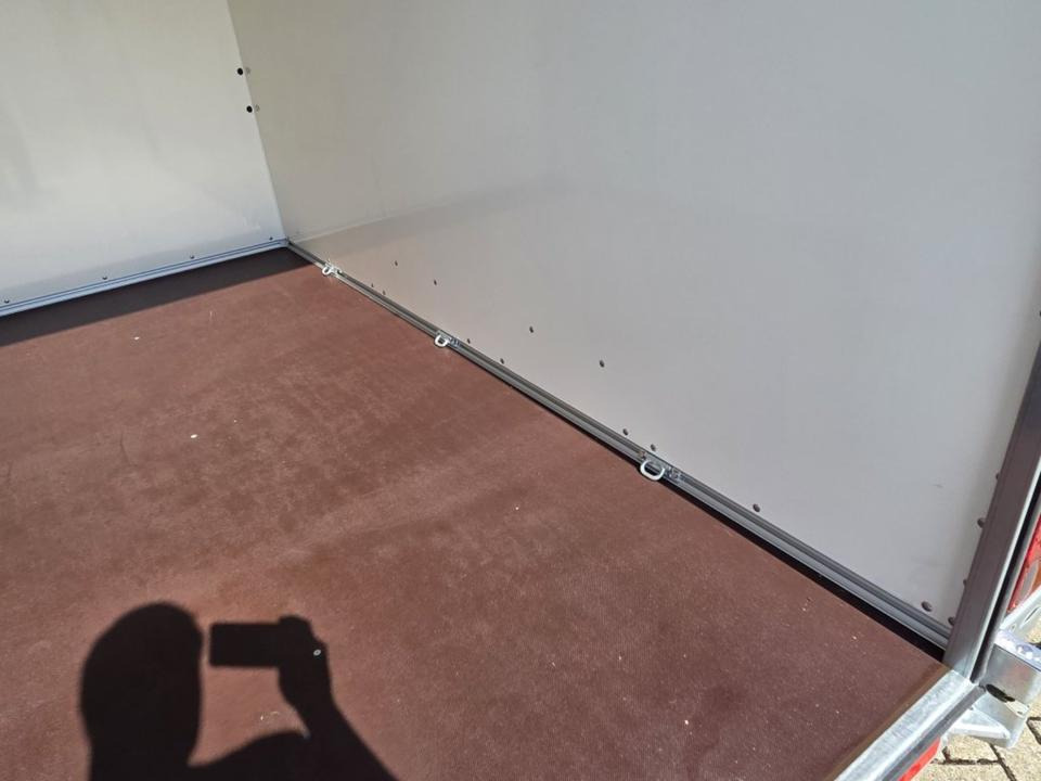 Piekabe slēgtā virsbūve Kofferanhänger PKW-Anhänger Böckmann KT 3015/27  Innenhöhe 2400mm: foto 11