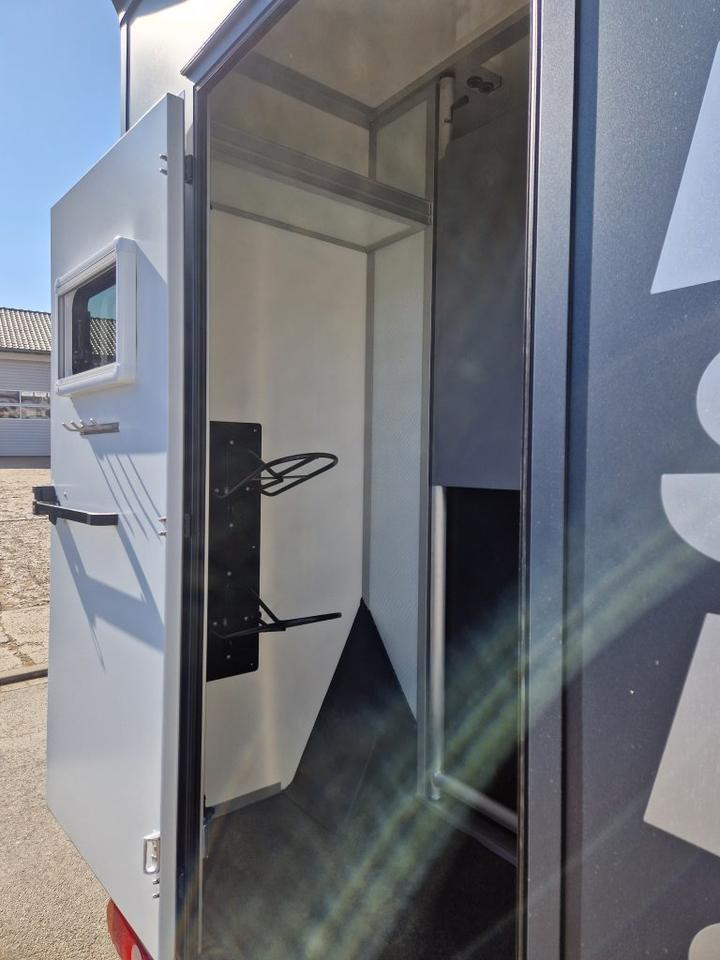 MSG Stablehopper Pferdetransporter Pferdeanhänger Böckmann - Zirgu kravas automašīna: foto 5 MSG Stablehopper Pferdetransporter Pferdeanhänger Böckmann - Zirgu kravas automašīna: foto 5