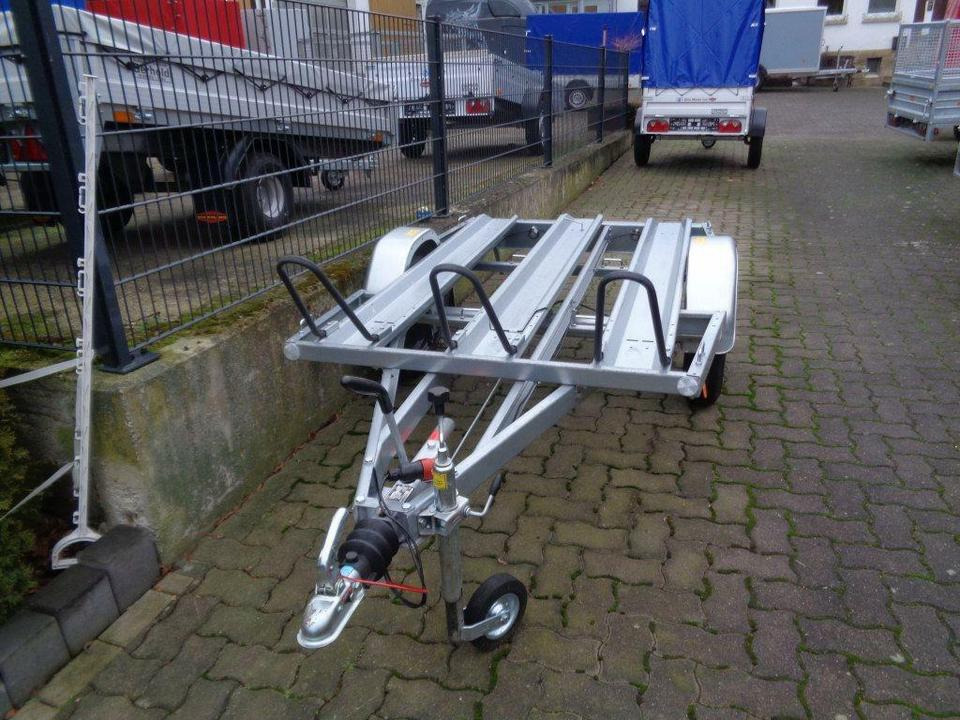 PKW Anhänger, Motoradtransporter, Motorrad Enduro Cross 100 km/h - Motocikla piekabe: foto 1 PKW Anhänger, Motoradtransporter, Motorrad Enduro Cross 100 km/h - Motocikla piekabe: foto 1