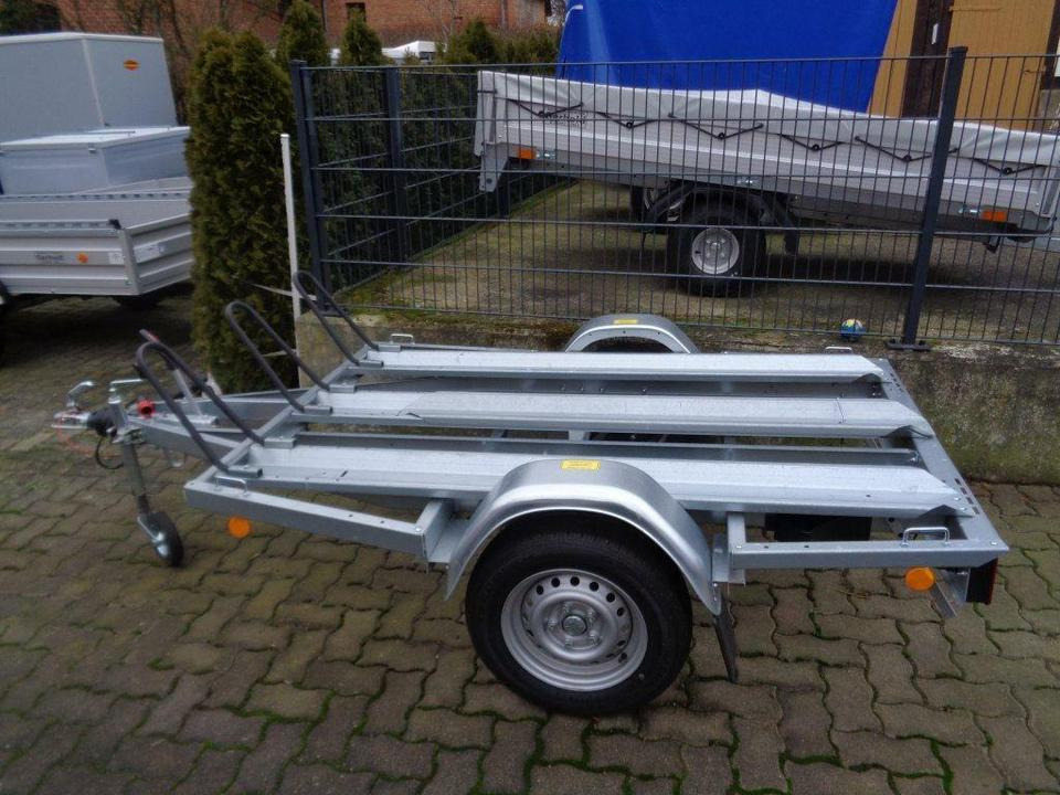PKW Anhänger, Motoradtransporter, Motorrad Enduro Cross 100 km/h - Motocikla piekabe: foto 2 PKW Anhänger, Motoradtransporter, Motorrad Enduro Cross 100 km/h - Motocikla piekabe: foto 2