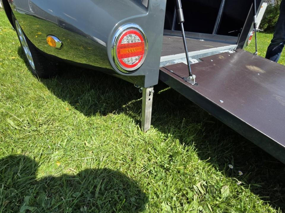Motocikla piekabe PKW Anhänger Motorrad Geschlossen Kofferanhänger 1000kg 100km/h: foto 17