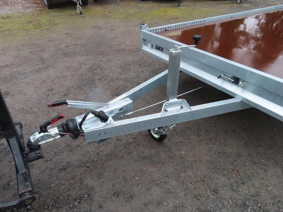 PKW Anhänger, Universal-Autotransporter, 2,7 to. - Piekabe autovedējs: foto 4 PKW Anhänger, Universal-Autotransporter, 2,7 to. - Piekabe autovedējs: foto 4