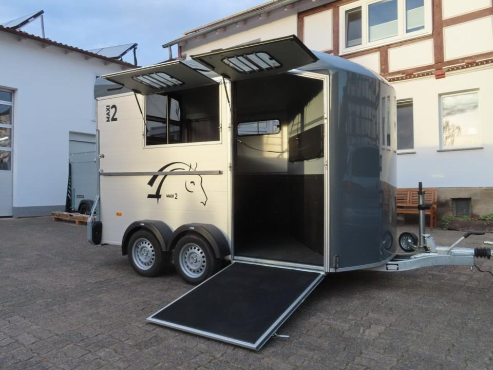 Pferdeanhänger Cheval Liberte MAXI 2 Sattelraum 100 km/h Kamera - Zirgu piekabe: foto 1 Pferdeanhänger Cheval Liberte MAXI 2 Sattelraum 100 km/h Kamera - Zirgu piekabe: foto 1