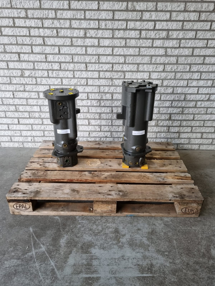 SENNEBOGEN Rotary union / Centrale doorvoer 113604 / 034570 - Hidraulika - Atkritumu iekrāvējs: foto 1 SENNEBOGEN Rotary union / Centrale doorvoer 113604 / 034570 - Hidraulika - Atkritumu iekrāvējs: foto 1