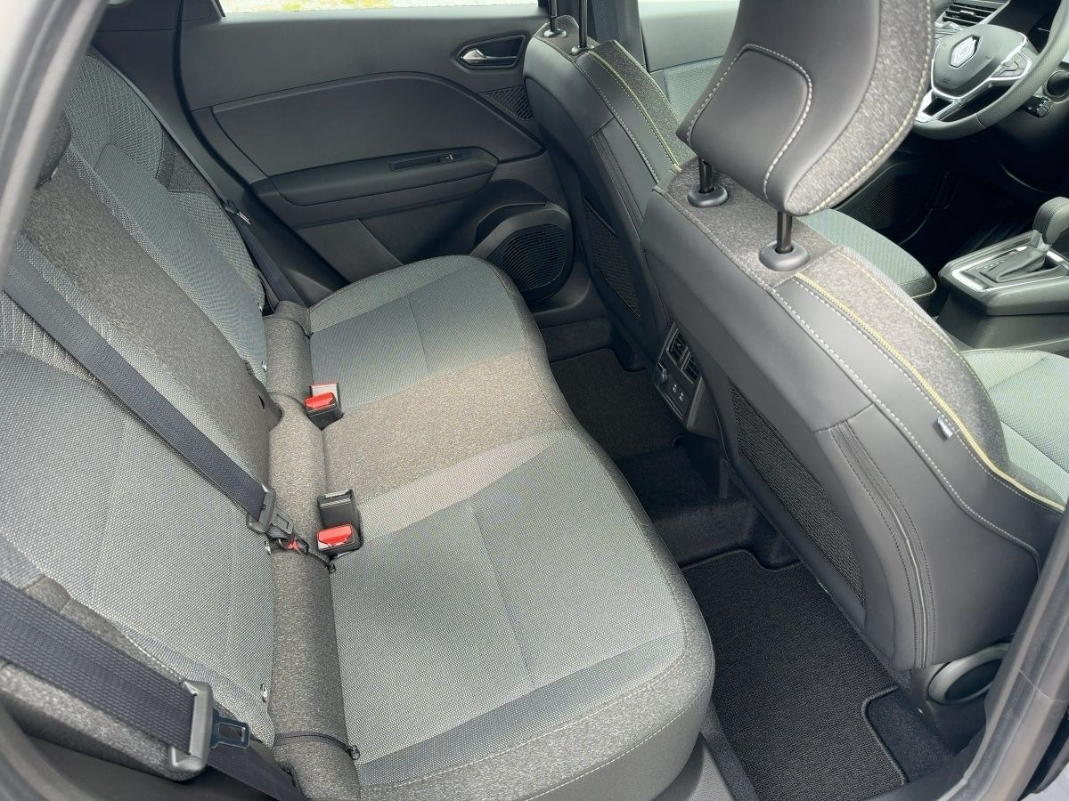 SUV Renault Captur Techno Mild Hybrid 160 EDC WINTER-PAKET: foto 12