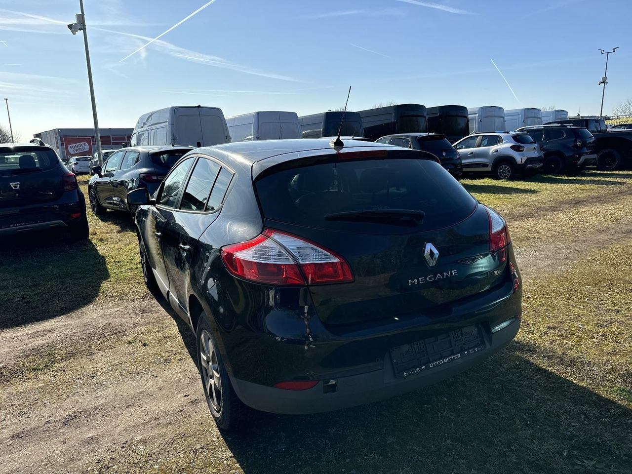 Renault Megane Limited TCe115 +KUPPLUNG DEFEKT/MOTOR OK+ - Sedans: foto 2 Renault Megane Limited TCe115 +KUPPLUNG DEFEKT/MOTOR OK+ - Sedans: foto 2
